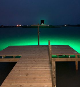 Above Water Dock Lights vs Underwater Dock Lights-AlumiGlo Dock Light