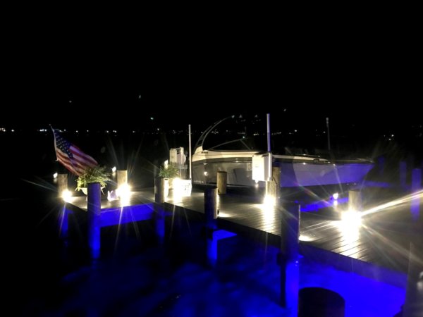 alumiglo dock lights